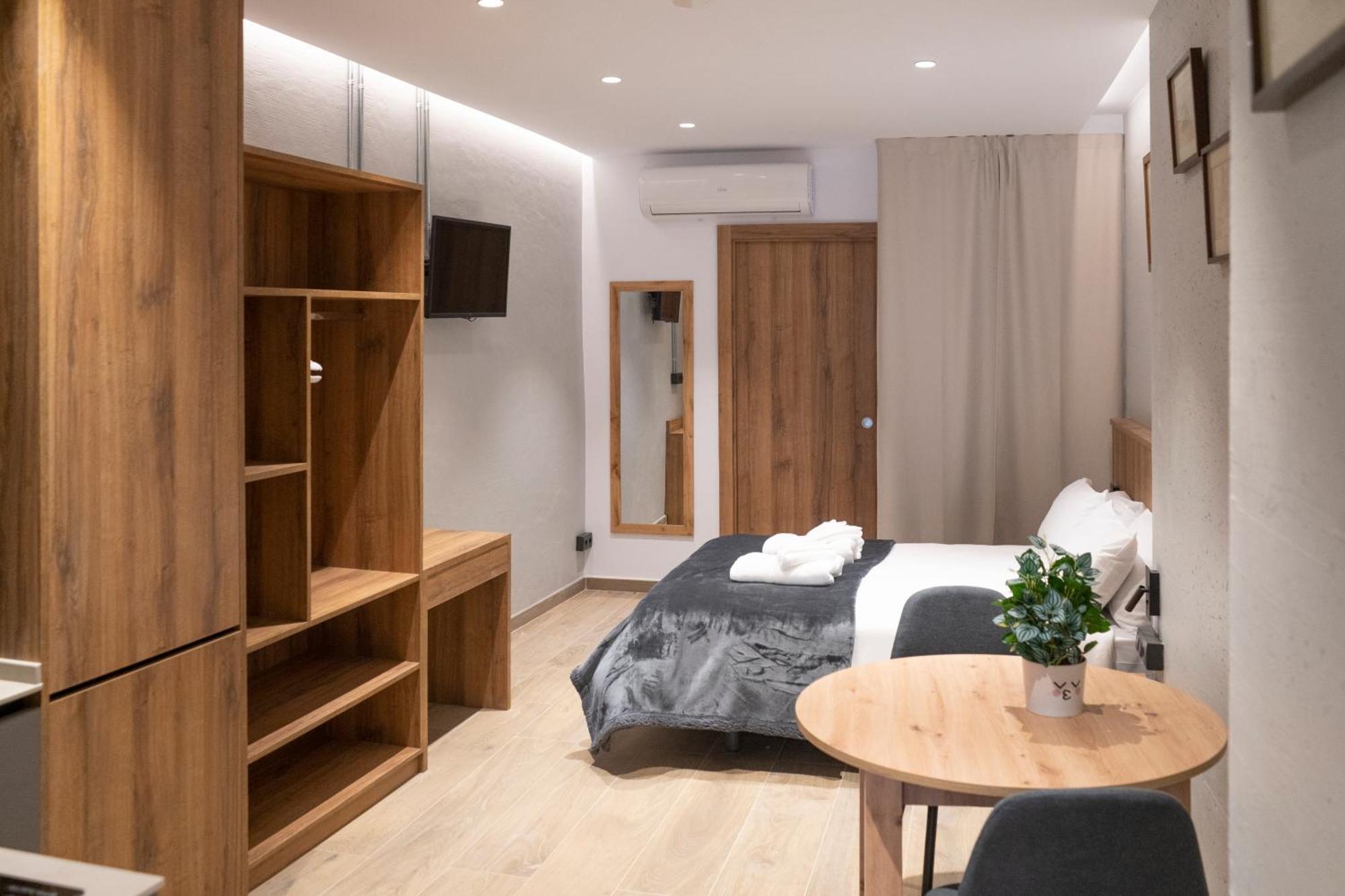 Monturiol Apartaments บาร์เซโลนา ภายนอก รูปภาพ