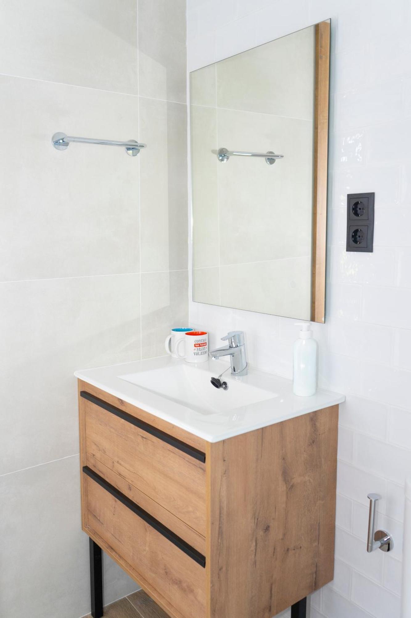 Monturiol Apartaments บาร์เซโลนา ภายนอก รูปภาพ
