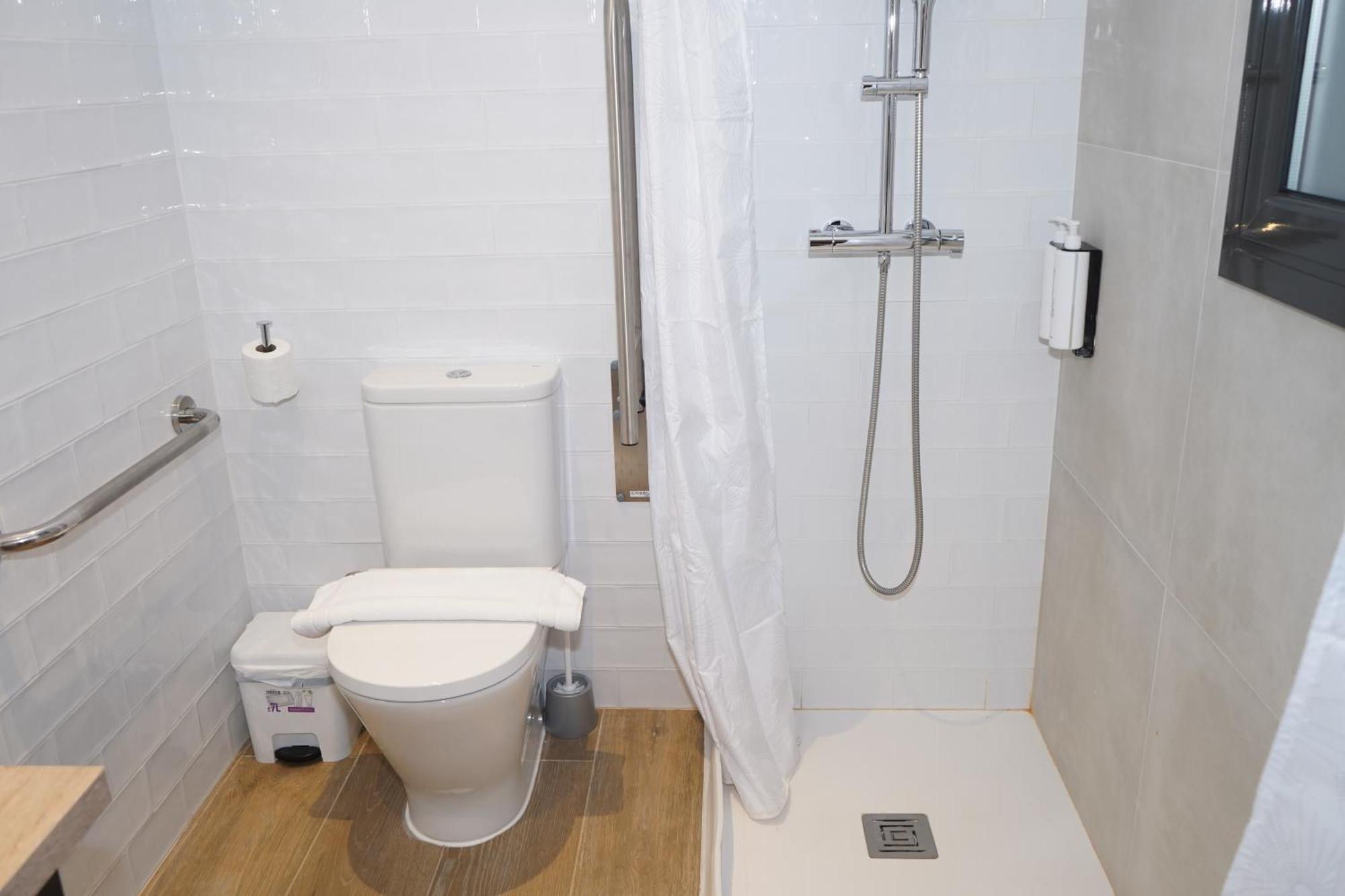 Monturiol Apartaments บาร์เซโลนา ห้อง รูปภาพ